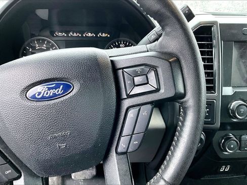 Used 2019 Ford F150 XLT w/ Equipment Group 302A Luxury image 18