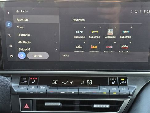 Used 2025 Toyota Camry XSE image 13