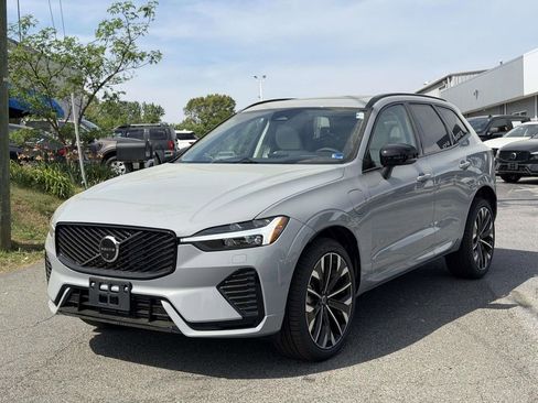 New 2026 Volvo XC60 T8 Ultra w/ Protection Package Premier AWD/4WD image 22