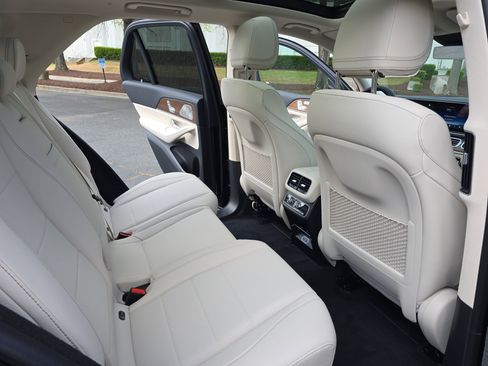 New 2026 Mercedes-Benz GLE 450 4MATIC image 11
