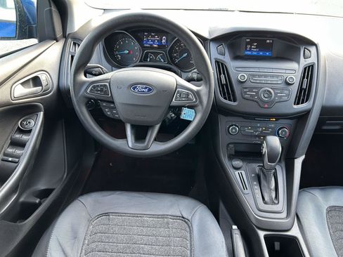 Used 2018 Ford Focus SE FWD image 10