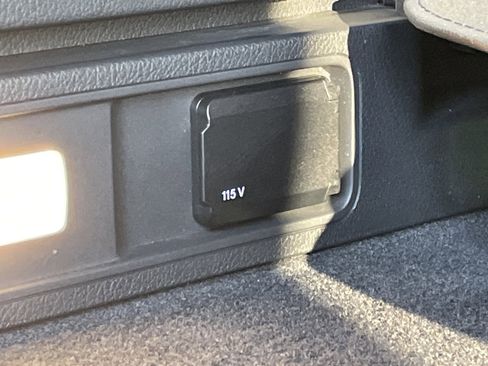 Certified 2024 Mercedes-Benz G 63 AMG AMGﾮ G 63 4MATICﾮ SUV image 11