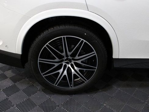 New 2025 Mercedes-Benz GLC 43 AMG 4MATIC image 12