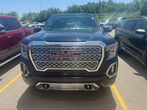 Used 2021 GMC Sierra 1500 Denali w/ Denali Ultimate Package AWD/4WD image 2
