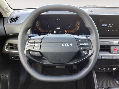 Used 2025 Kia K4 FWD image 17