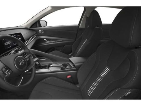New 2026 Hyundai Elantra SEL Sport Premium FWD image 9