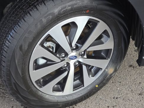 New 2025 Subaru Outback Premium image 13