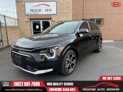 Used 2024 Kia Niro EX Touring