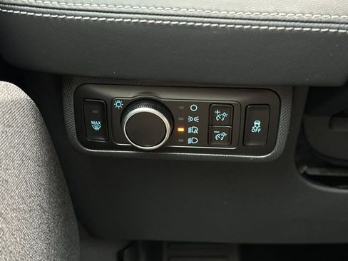 New 2025 Ford Mustang Mach-E Premium image 32