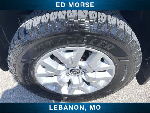 Used 2023 Nissan Frontier SV AWD/4WD image 30