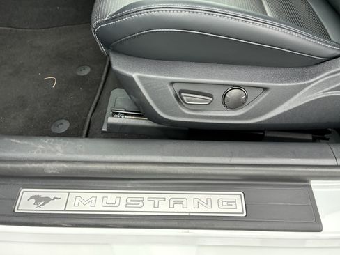Used 2025 Ford Mustang GT Premium RWD image 22