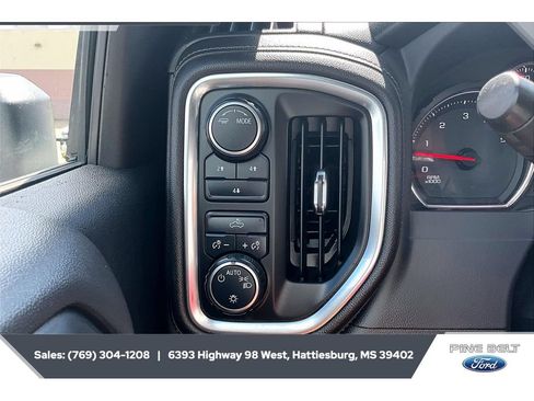Used 2020 Chevrolet Silverado 2500 LT AWD/4WD image 22