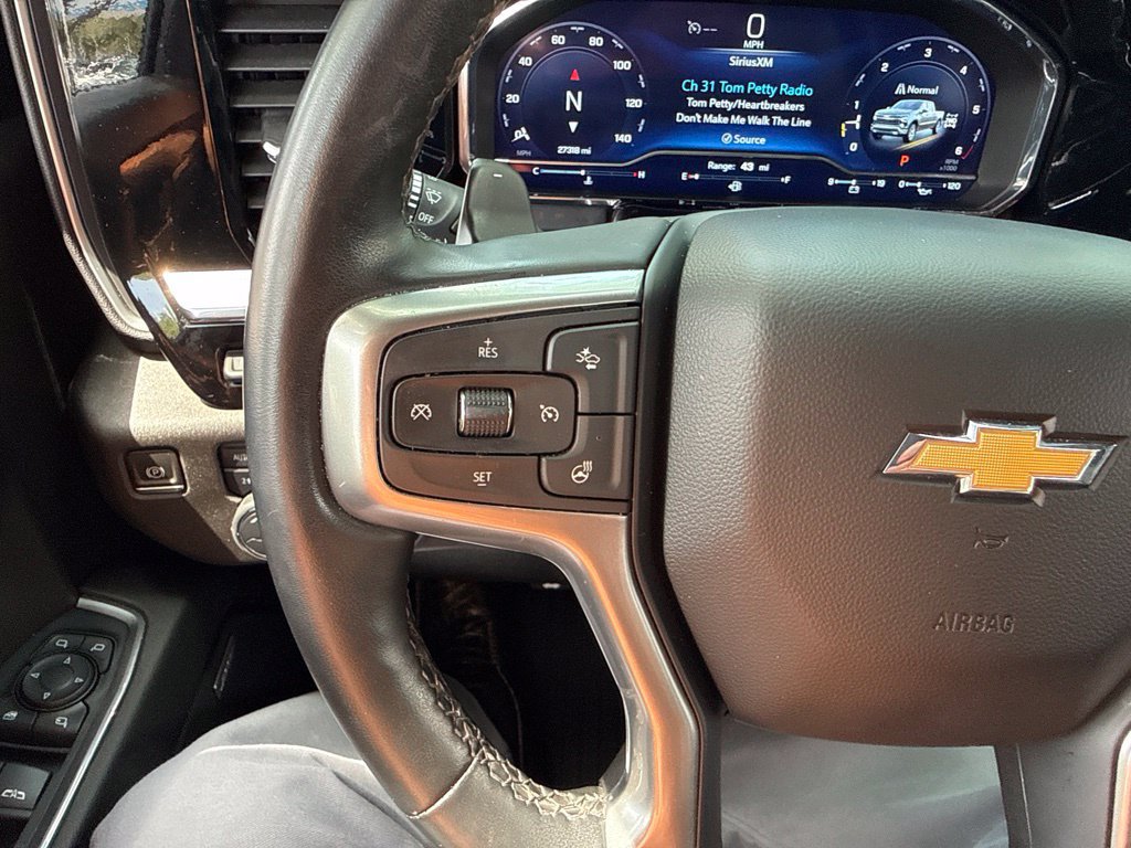 Used 2024 Chevrolet Silverado 1500 LTZ AWD/4WD image 40