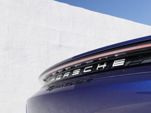 Used 2020 Porsche Taycan Turbo S image 12