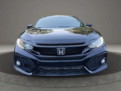 Used 2018 Honda Civic EX image 2
