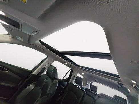 Used 2023 Honda Pilot Touring image 12