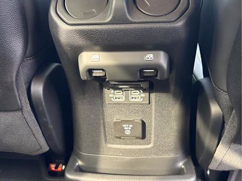 New 2025 Jeep Wrangler Unlimited Rubicon 392 image 30