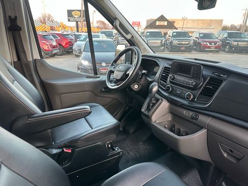 Used 2023 Ford Transit 250 Medium Roof AWD image 14