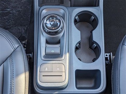 New 2025 Ford Maverick Lariat w/ Black Appearance Package image 18