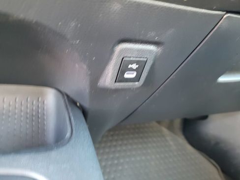 Used 2023 Toyota Corolla LE FWD image 16