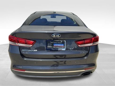 Used 2017 Kia Optima LX FWD image 5