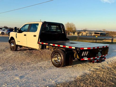 Used 2022 Ford F350 XL w/ Power Equipment Group image 8