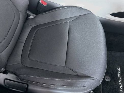 Certified 2024 Hyundai Tucson SE AWD/4WD image 33