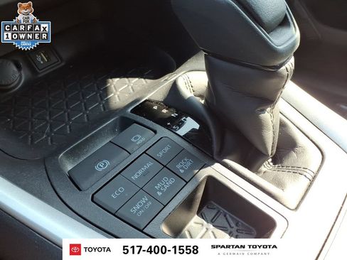 Used 2025 Toyota RAV4 XLE AWD/4WD image 23