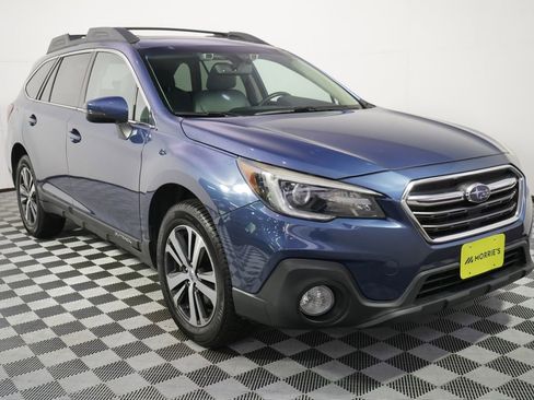 Used 2019 Subaru Outback 2.5i Limited AWD/4WD image 9
