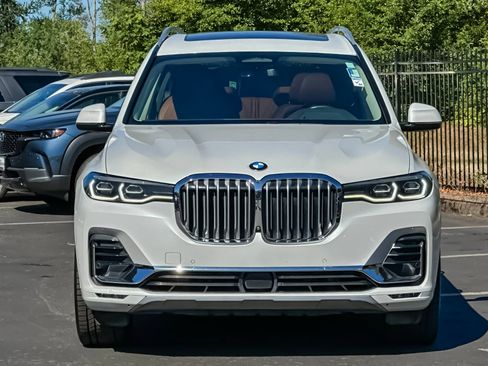 Used 2019 BMW X7 xDrive40i w/ Premium Package AWD/4WD image 8
