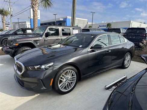 Used 2024 BMW 530i xDrive w/ Premium Package image 3