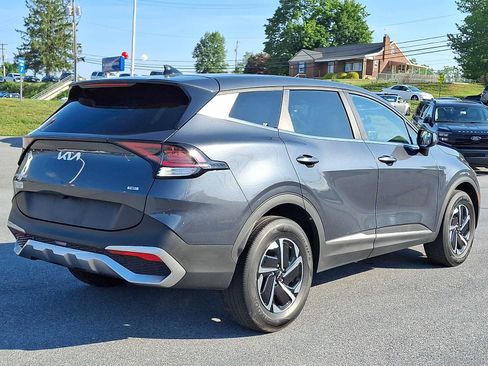 Used 2023 Kia Sportage LX AWD/4WD image 6
