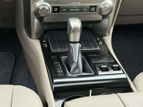 Used 2021 Lexus GX 460 Premium AWD/4WD image 19