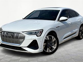 Used 2021 Audi e-tron Premium Plus w/ Premium Plus Package image 1