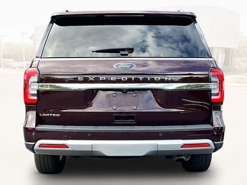 Used 2024 Ford Expedition Limited AWD/4WD image 5