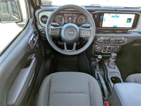 New 2025 Jeep Gladiator Sport image 16