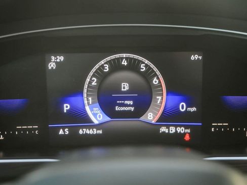 Used 2022 Volkswagen Tiguan SE R-Line image 22