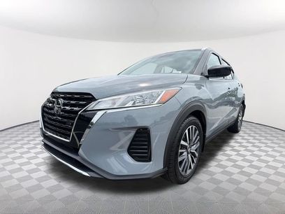Used 2021 Nissan Kicks SV