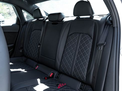 Used 2021 Audi S4 Premium Plus w/ Premium Plus Package image 11