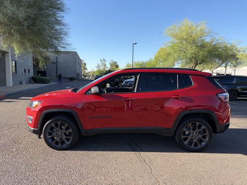 Used 2021 Jeep Compass Latitude AWD/4WD image 5