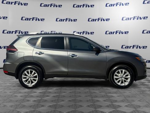 Used 2018 Nissan Rogue SV w/ Sun & Sound Touring Package AWD/4WD image 7