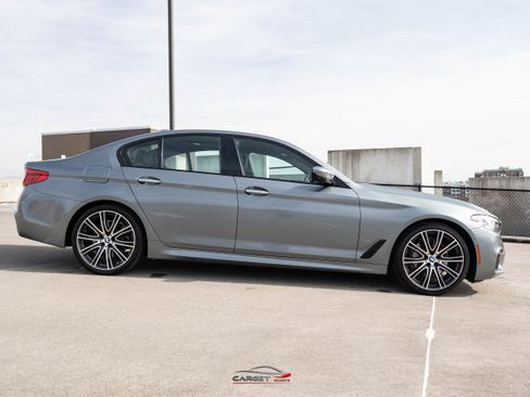 Used 2018 BMW 540i w/ M Sport Package image 8