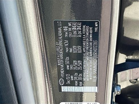 Used 2024 Genesis GV70 2.5T w/ Advanced Package image 29