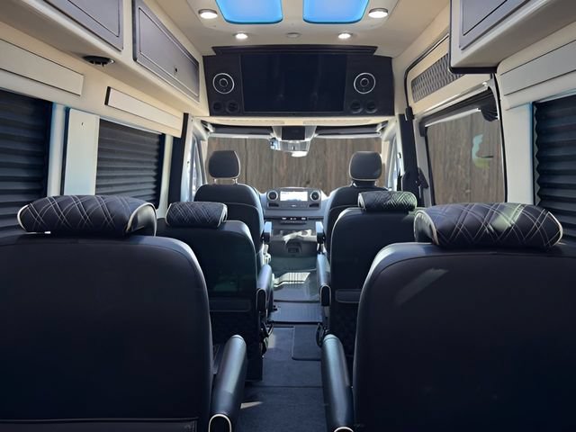 Used 2025 Mercedes-Benz Sprinter 3500 image 29
