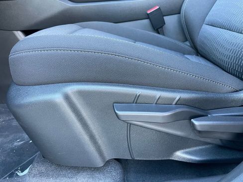 New 2026 Chevrolet Equinox LT image 11