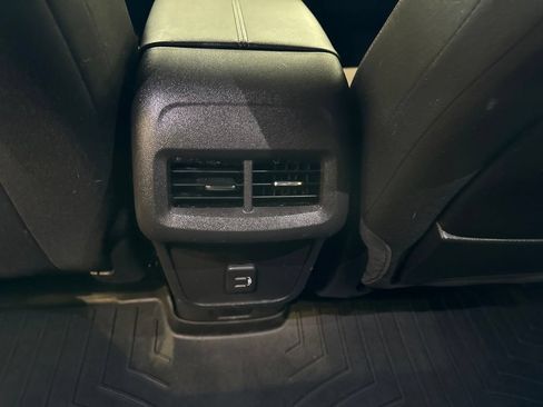 Used 2023 GMC Terrain SLE w/ Driver Convenience Package AWD/4WD image 21