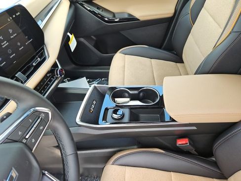 New 2026 Chevrolet Equinox ACTIV w/ Convenience Package III image 30