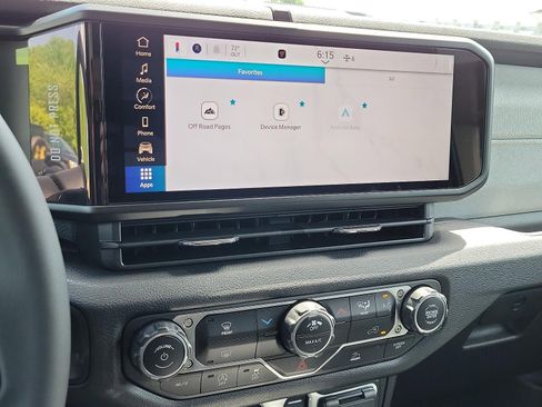 New 2024 Jeep Wrangler Unlimited Sport image 7