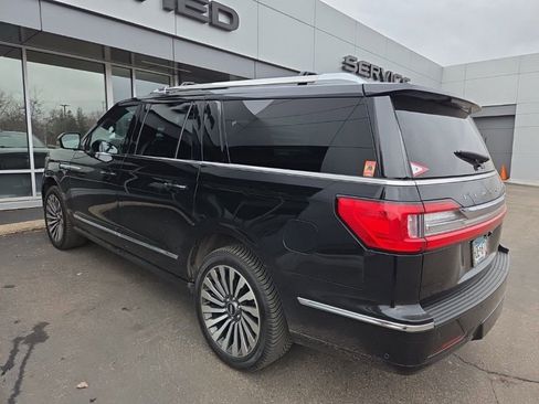 Used 2021 Lincoln Navigator L Reserve w/ Luxury Package image 11
