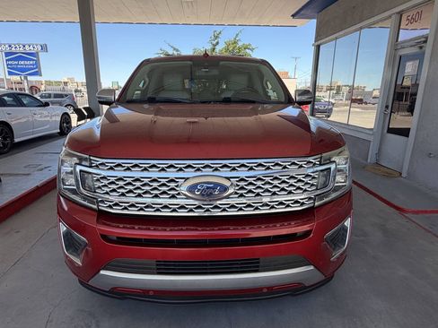 Used 2019 Ford Expedition Max Platinum RWD image 3